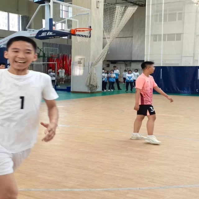 媒体关注焦点盘点与年轻化视角解析